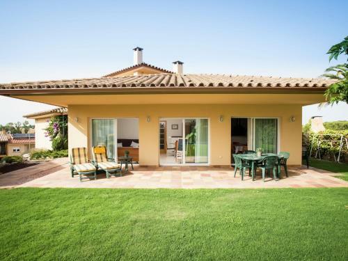 Modern Villa In Les Corts With Pool