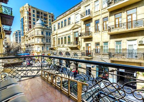 Apartment On Mado - Nizami St