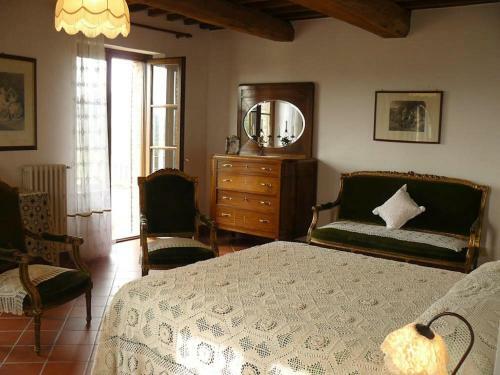 Tranquil Holiday Home In San Casciano Dei Bagni With Pool