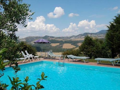 Tranquil Holiday Home In San Casciano Dei Bagni With Pool