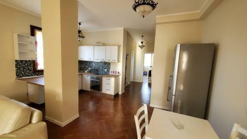 Apartament In Durr�s
