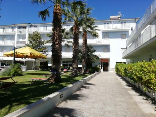 Hotel Centro Vacanze Domus M.g.