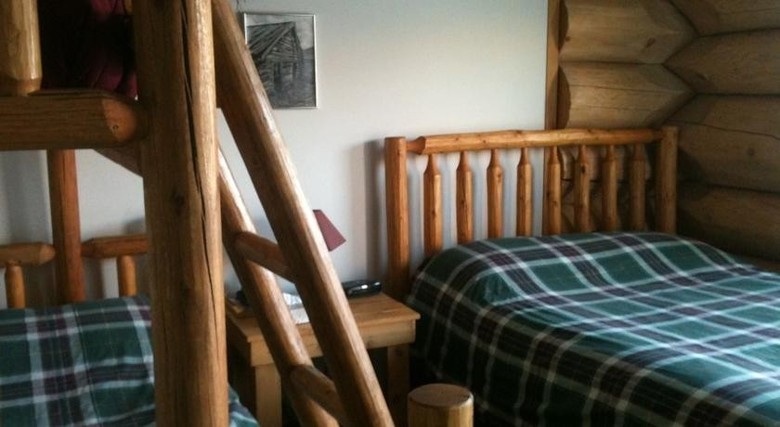 Motel Bear�s Claw Lodge