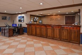 Hotel New Victorian Inn & Suites Omaha