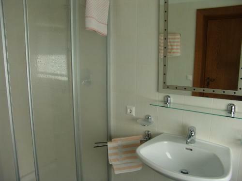 Hostal Gasthof Alpenrose