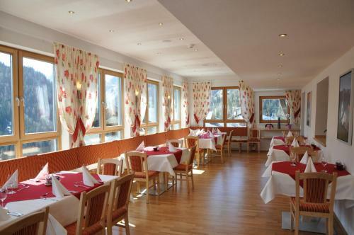 Hostal Gasthof Alpenrose