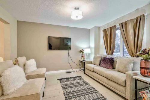 Luxury King Bed Downtown Area Edmonton