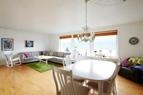 Apartamento Liljulon / First Floor / Views / Location