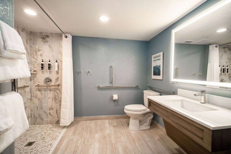 Hotel La Quinta Inn & Suites Cocoa Beach Oceanfront