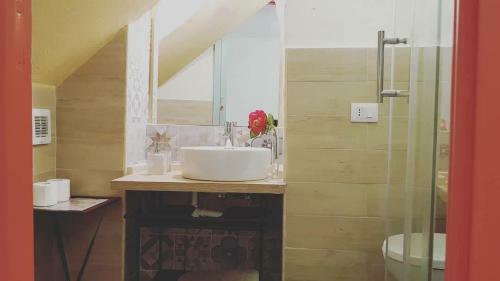 Hostal Perla Del Borgo Bed And Breakfast