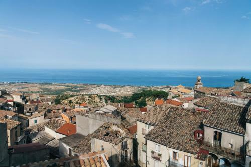 Hostal Perla Del Borgo Bed And Breakfast