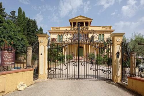 Hostal Villa Greco