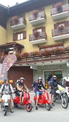 Hotel Confinale