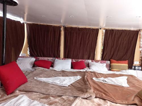 Nile Sunrise Boat For Private Rental