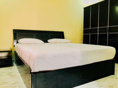 Apartamento Fatima's Holiday Home