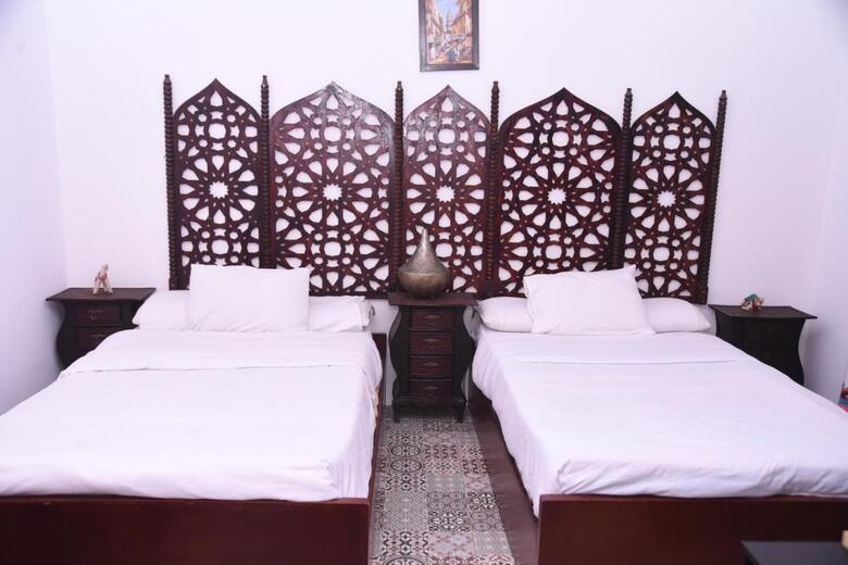 Hostal Arabian Nights Pyramids Guesthouse