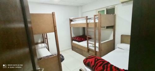 El Ahram Hostel & Apartments