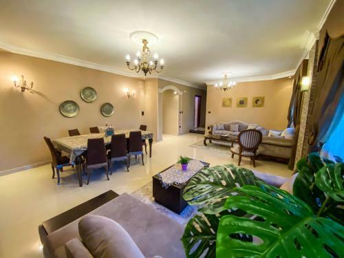 Cozy 5 Stars Apartment At New Cairo