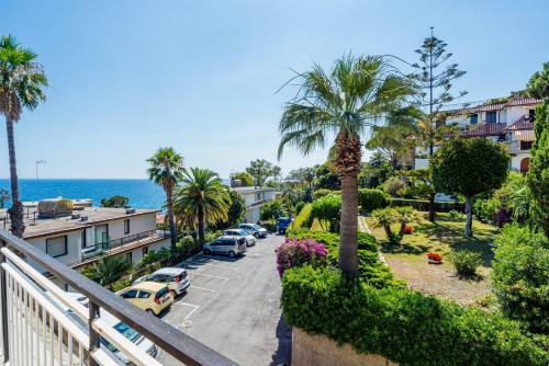 Tre Ponti Panoramic Seaview Apartment