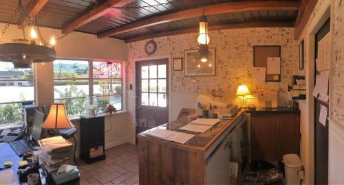 Buffalo Chip's Ranch House Motel