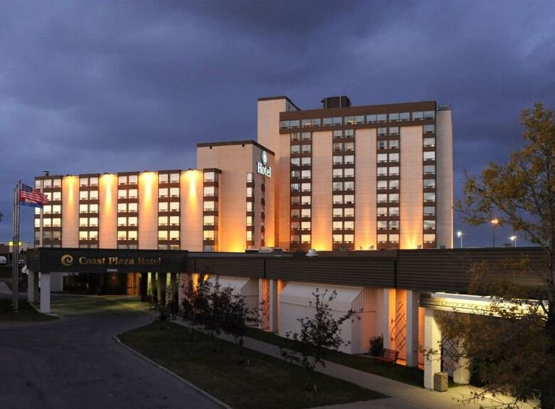 Coast Plaza Hotel And Conference Center