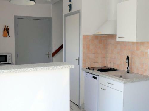 Apartamento Holiday Flat Camaret-sur-mer - Bre06111e-p