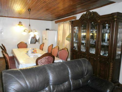 Ivato A�roport Studios Villa Ambassade