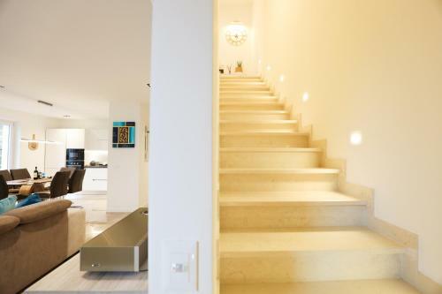 Traumhafte Moderne Villa - San Zeno Di Montagna