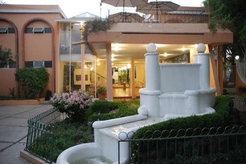 Hotel Plaza Venecia