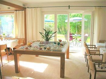 Hotel Pension Oase