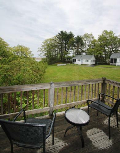 Motel Colonial Village Resort