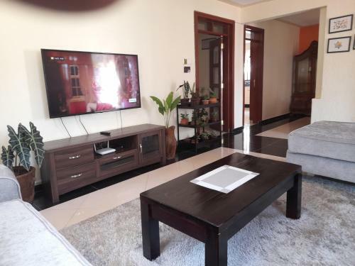 Suzzy Furnished Apartments