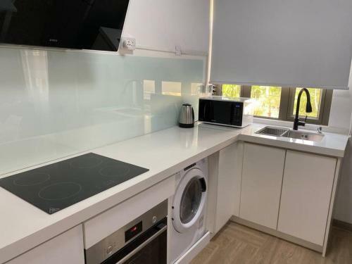 Lovely (new) Apartment Near Beach