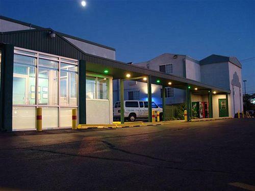 Hotel O'hare Inn & Suites