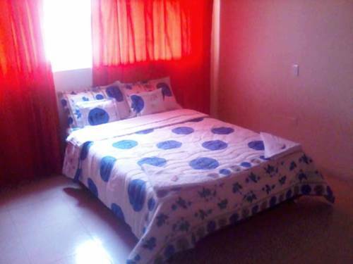 Hotel Familia Real
