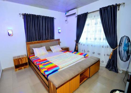 Diamond Service Apartments