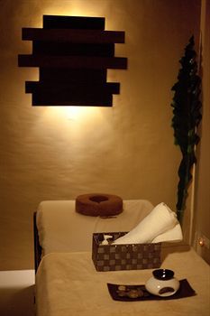 Y2 Residence Hotel