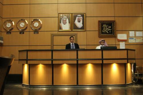 Apartamento Al Thanaa Alraqi Hotel Suites