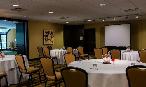 Hotel Greensboro-high Point Marriott Airport