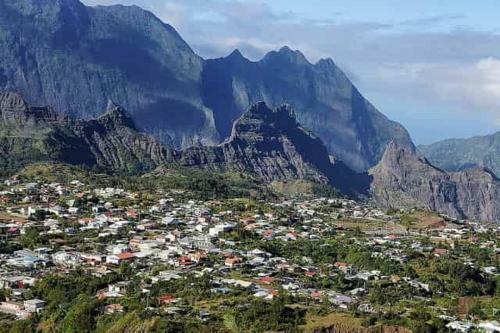 Bed & Breakfast G�te Les Cimes Caloupilon