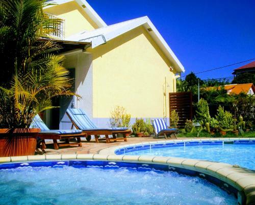 Villa Arbre Du Voyageur, 4 �toiles Et 4 Cl�vacances