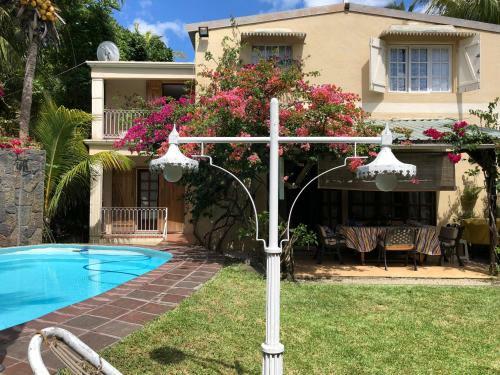 Villa Paille En Queue With Heated Pool Piscine Chauffee