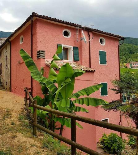 La Casa Rosa Di Segusino (unesco Zone)