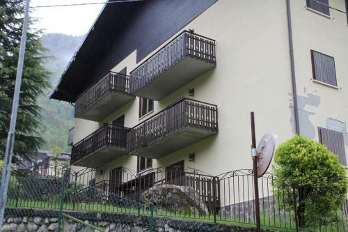 Apartamento Comodo Alloggio A Serina