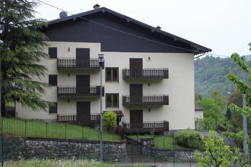 Apartamento Comodo Alloggio A Serina