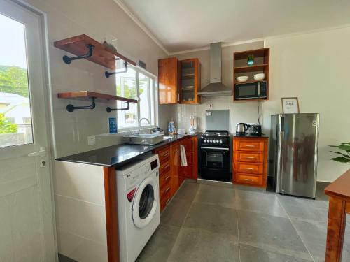 Anv Holiday Apartments