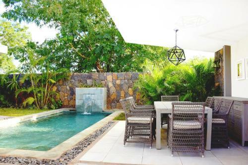 Luxury Villas At Royal Park