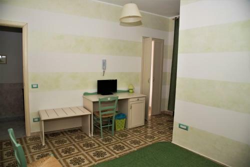 Hostal La Lanterna Di Bachi