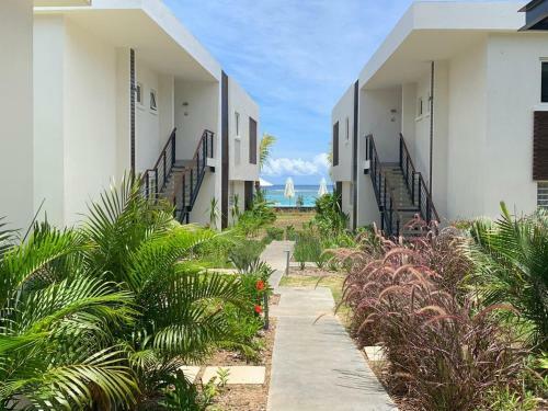Obiches Beachfront Apartments