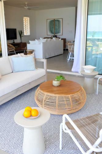 Obiches Beachfront Apartments
